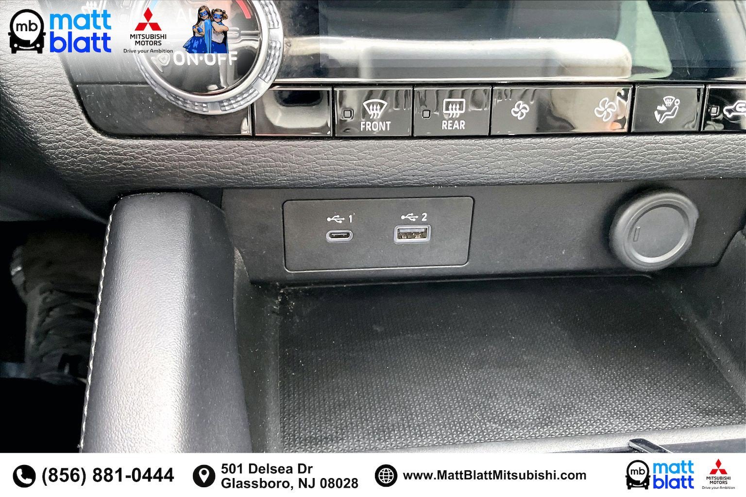 2023 Mitsubishi Outlander SE