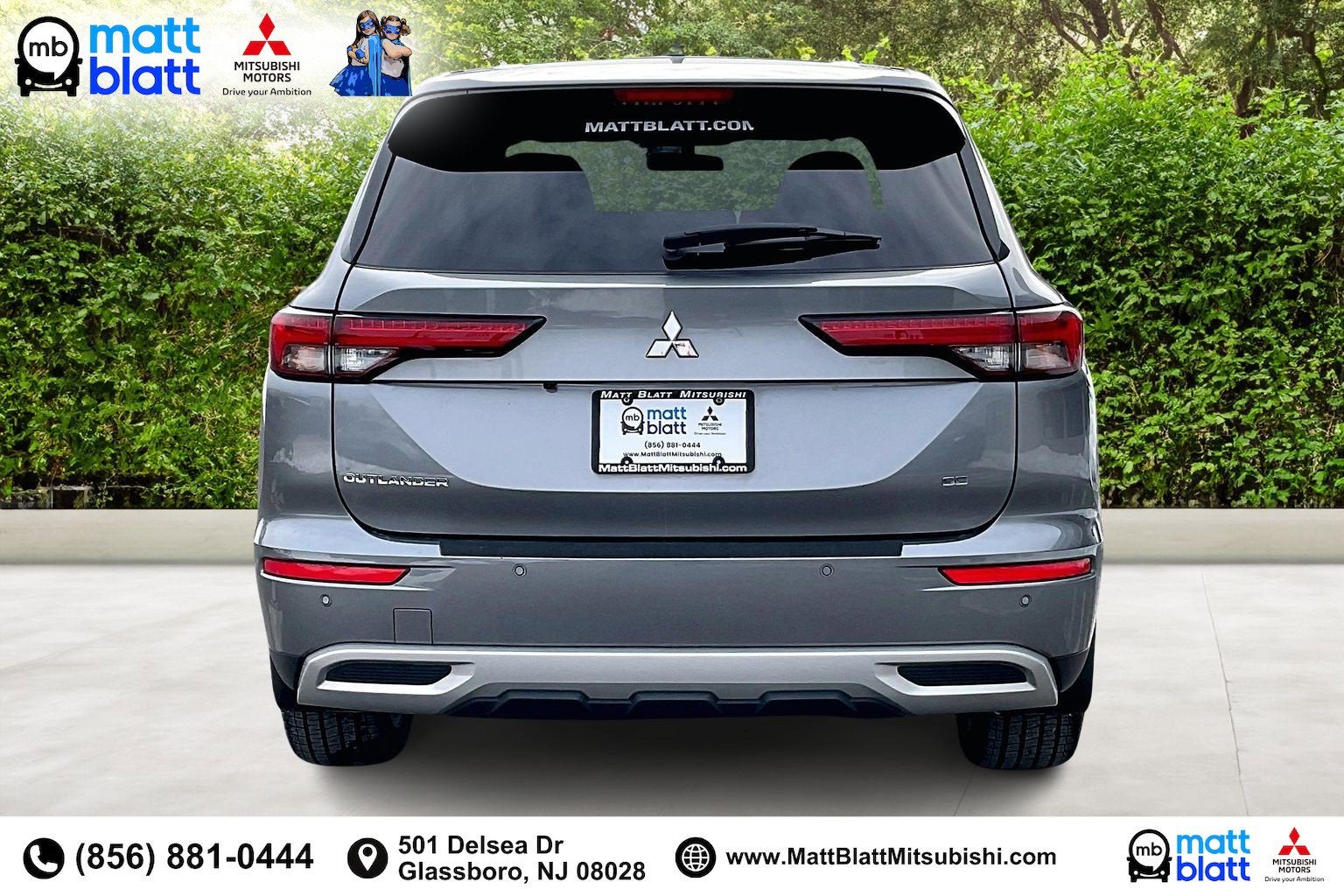 2023 Mitsubishi Outlander SE