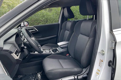 2023 Mitsubishi Outlander ES