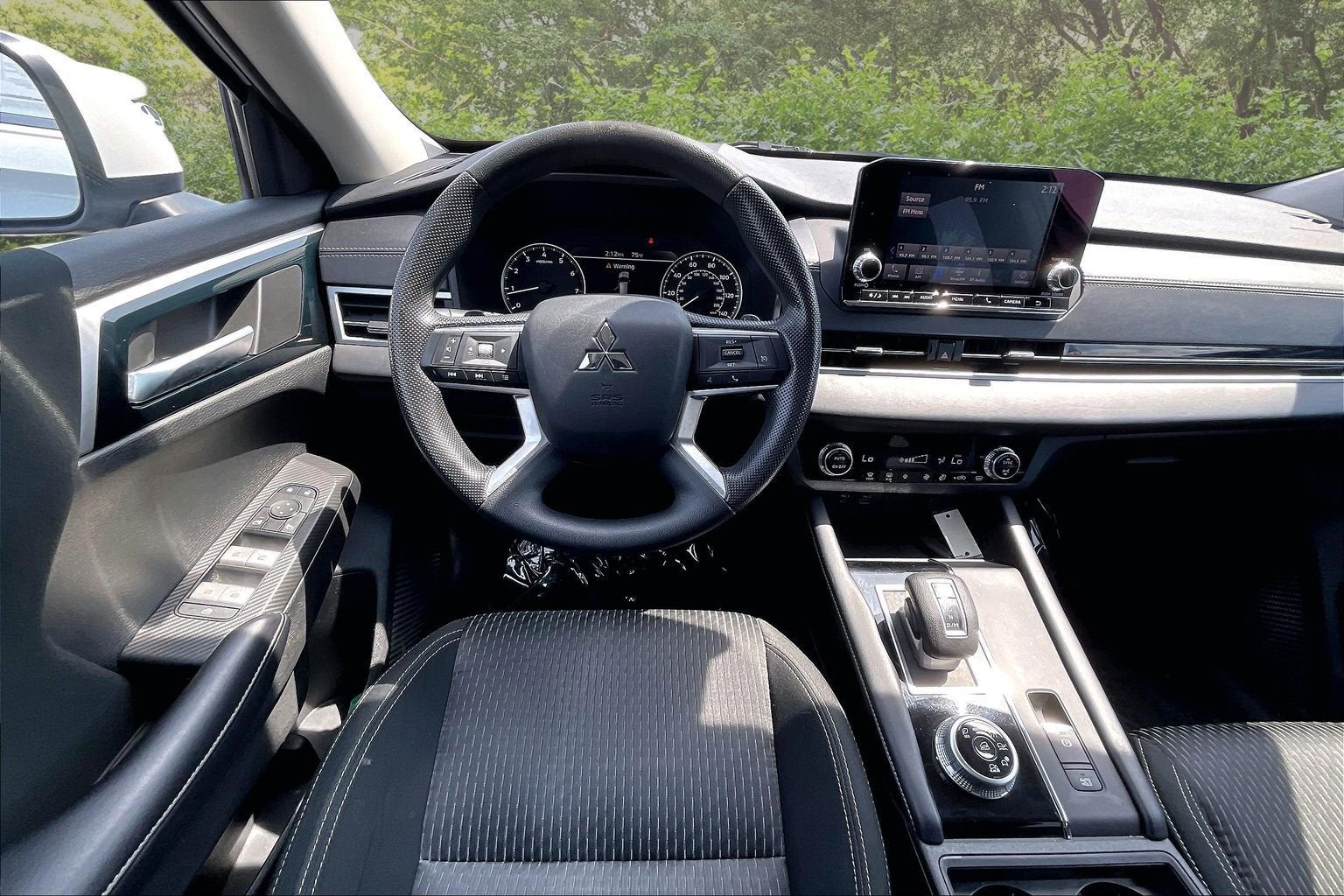 2022 Mitsubishi Outlander ES