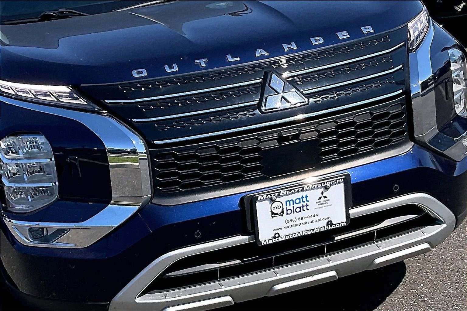 2024 Mitsubishi Outlander SE
