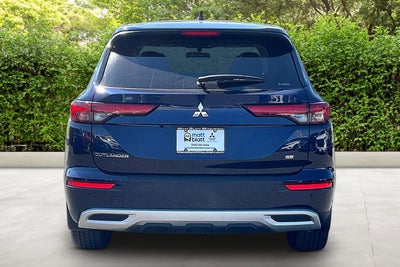 2024 Mitsubishi Outlander SE