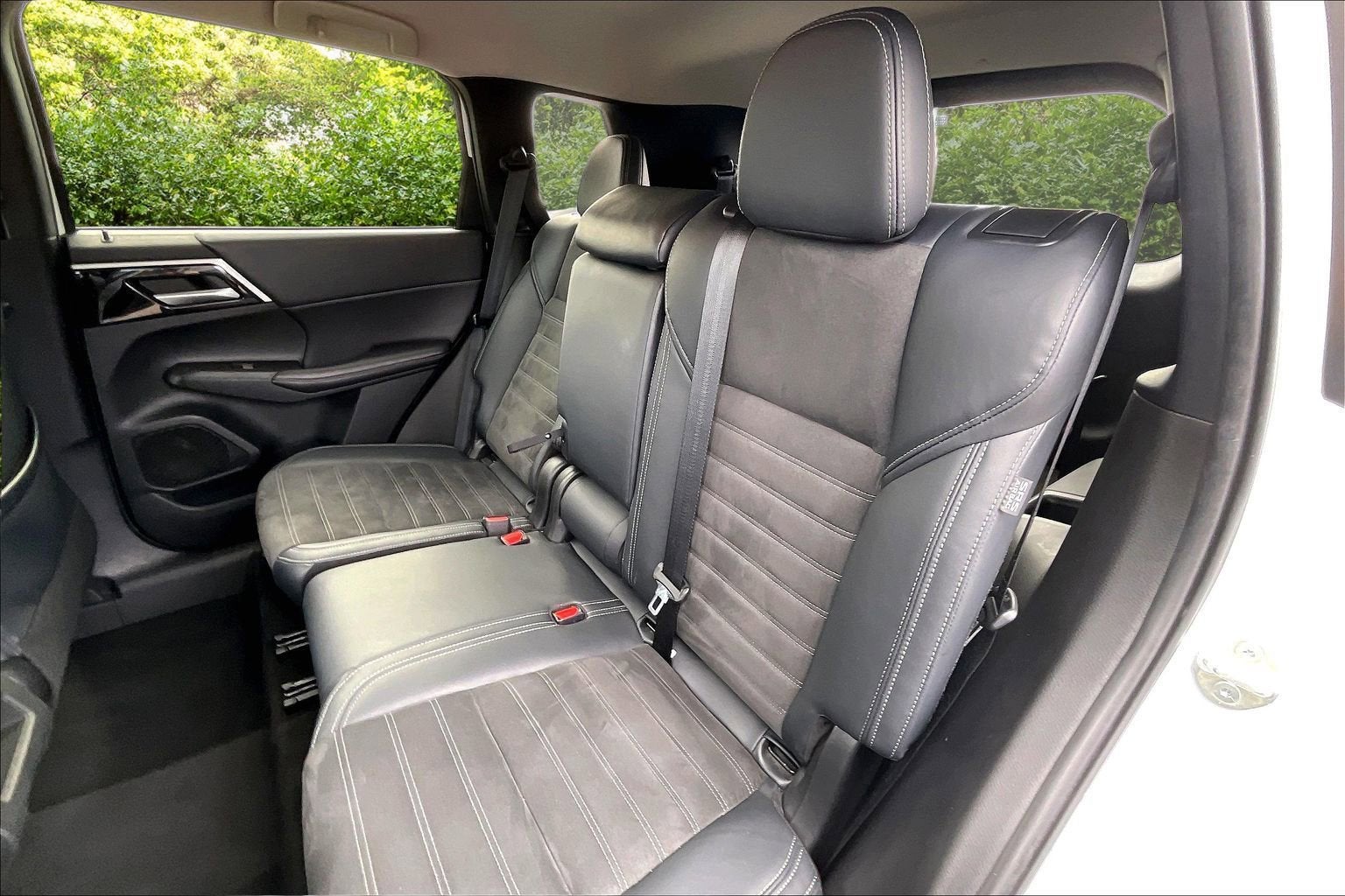 2024 Mitsubishi Outlander SE Black Edition S-AWC