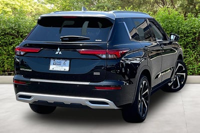 2024 Mitsubishi Outlander SEL