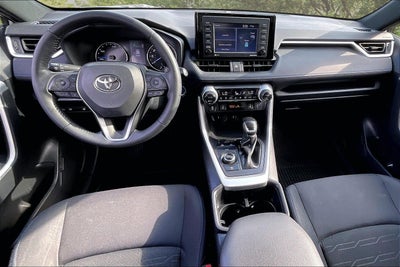 2022 Toyota RAV4 Hybrid SE