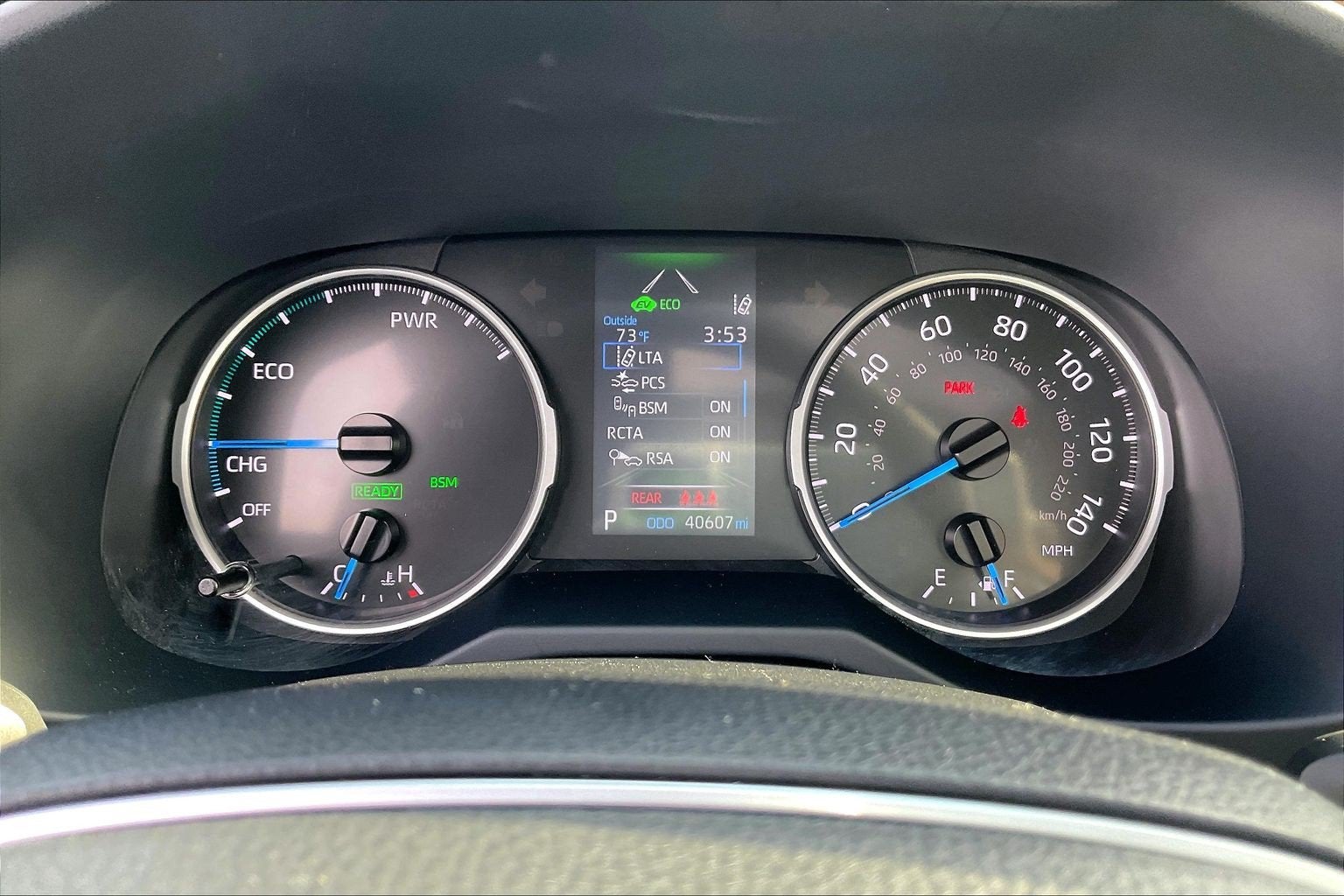 2022 Toyota RAV4 Hybrid SE