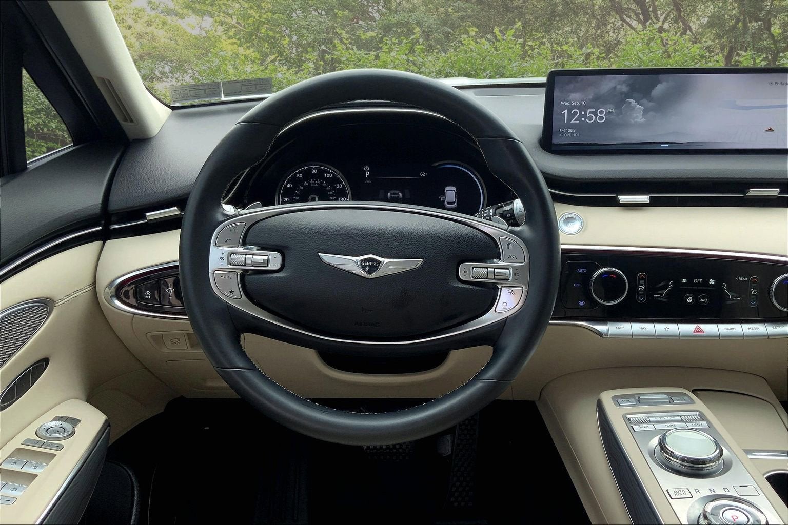 2023 Genesis GV70 2.5T
