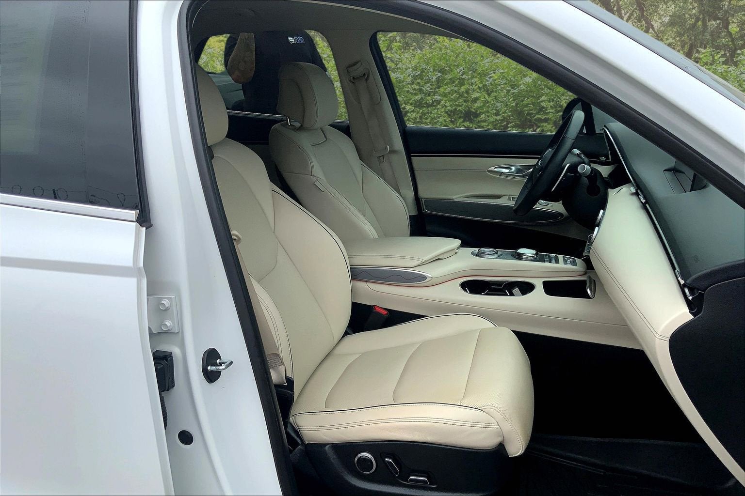 2023 Genesis GV70 2.5T