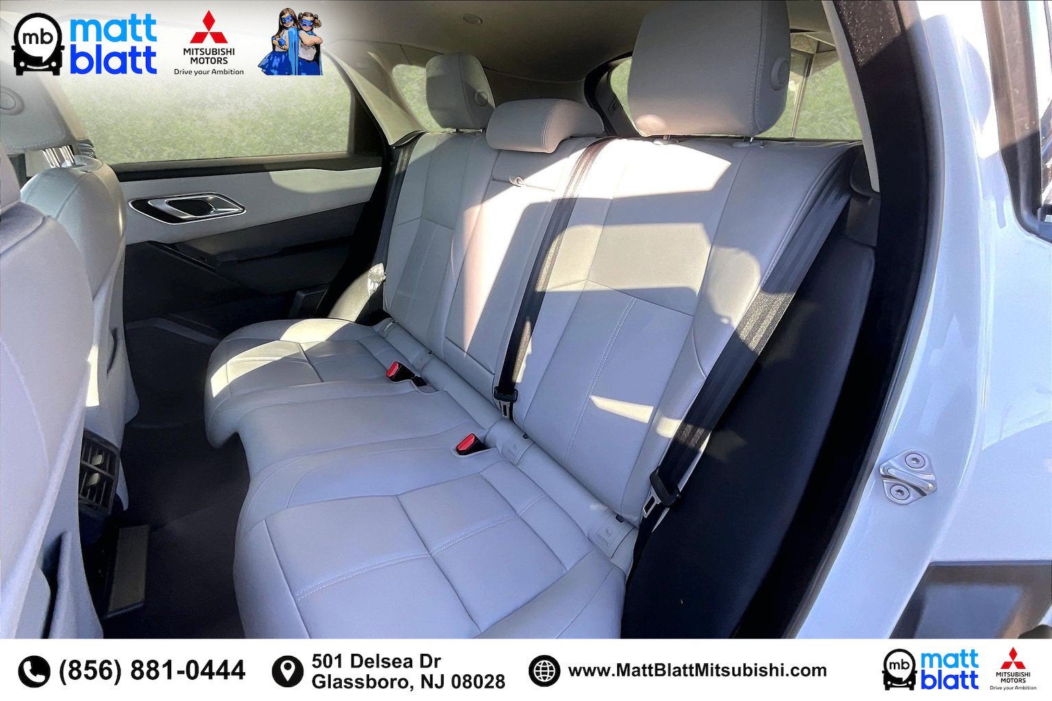 2025 Land Rover Range Rover Velar Dynamic SE