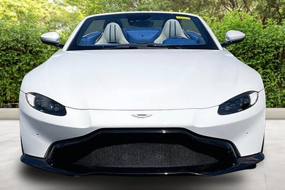 2022 Aston Martin Vantage Base