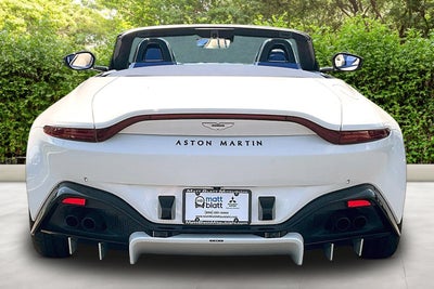 2022 Aston Martin Vantage Base