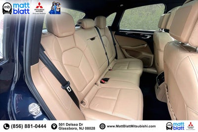 2020 Porsche Macan Base