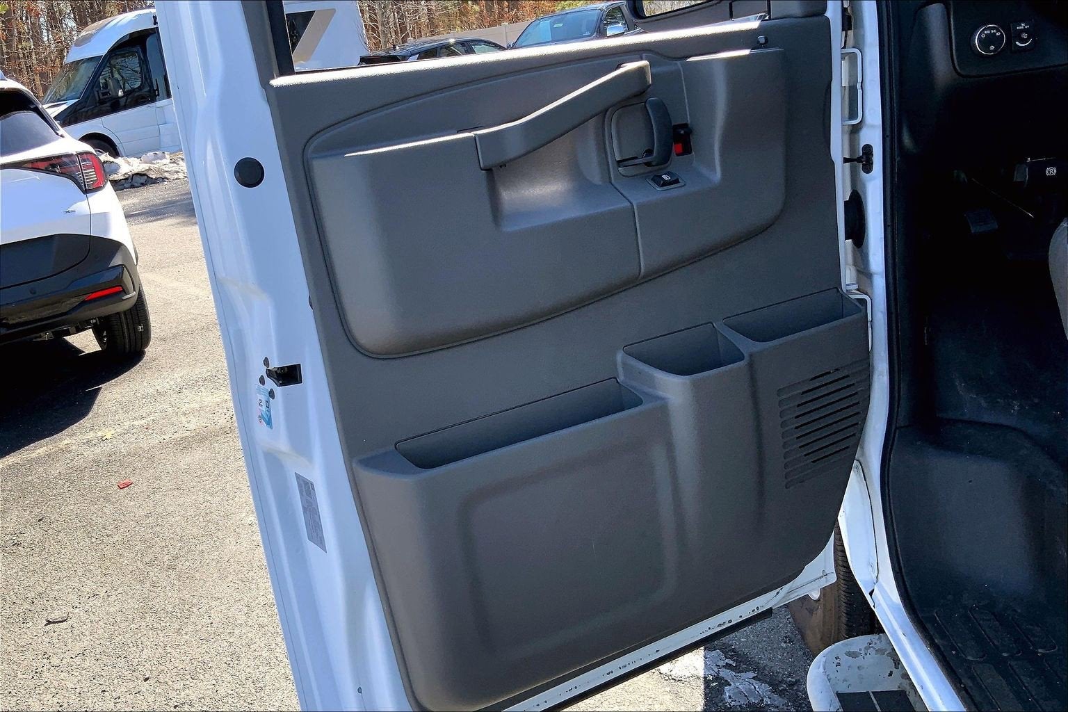 2024 GMC Savana Cargo Van 2500