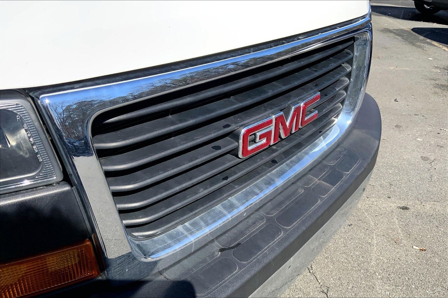 2024 GMC Savana Cargo Van 2500
