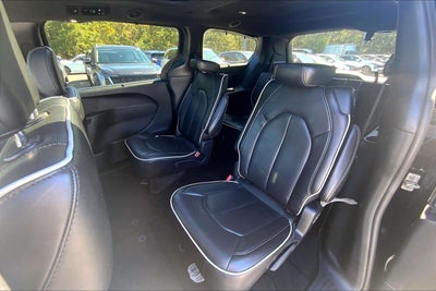 2025 Chrysler Pacifica Limited