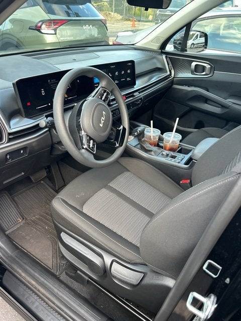 2025 Kia Sorento LX