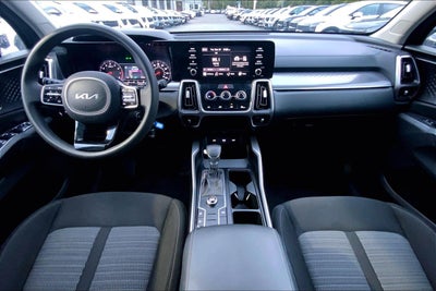 2023 Kia Sorento LX