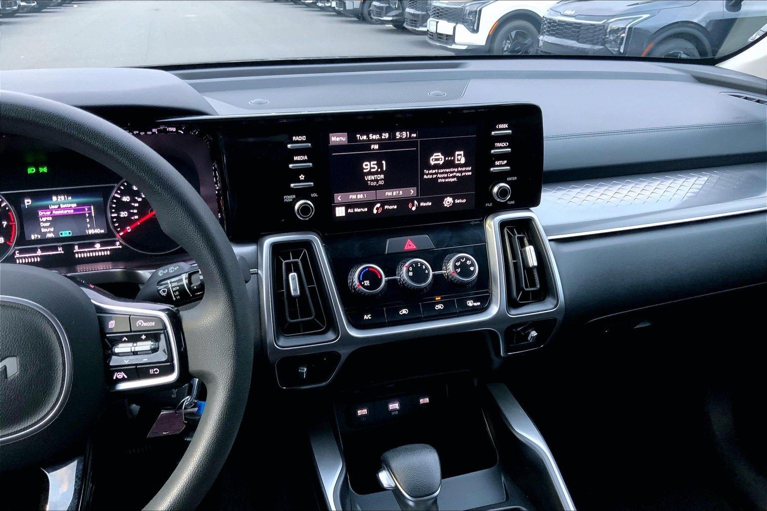 2023 Kia Sorento LX