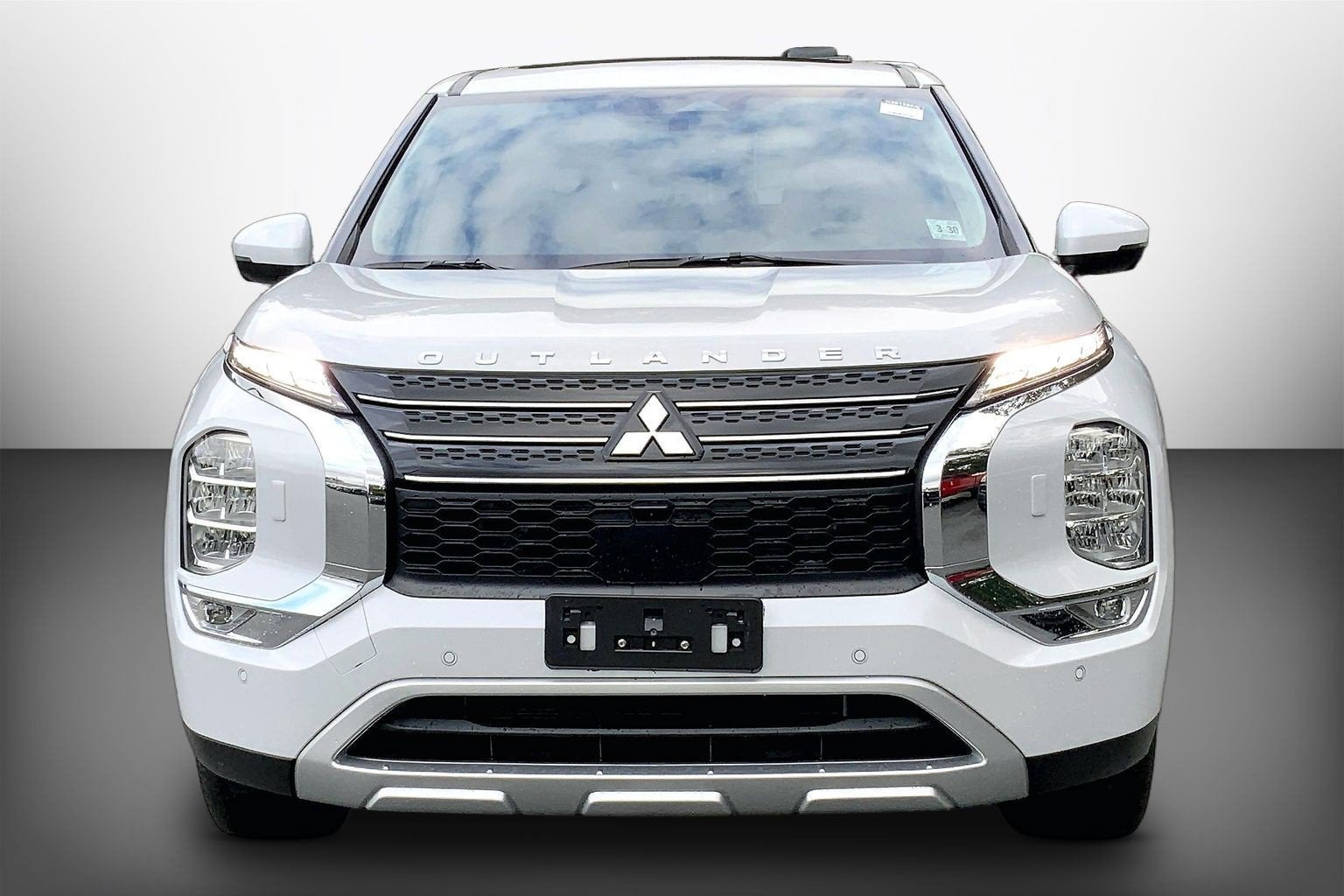 2025 Mitsubishi Outlander Plug-In Hybrid SE PHEV