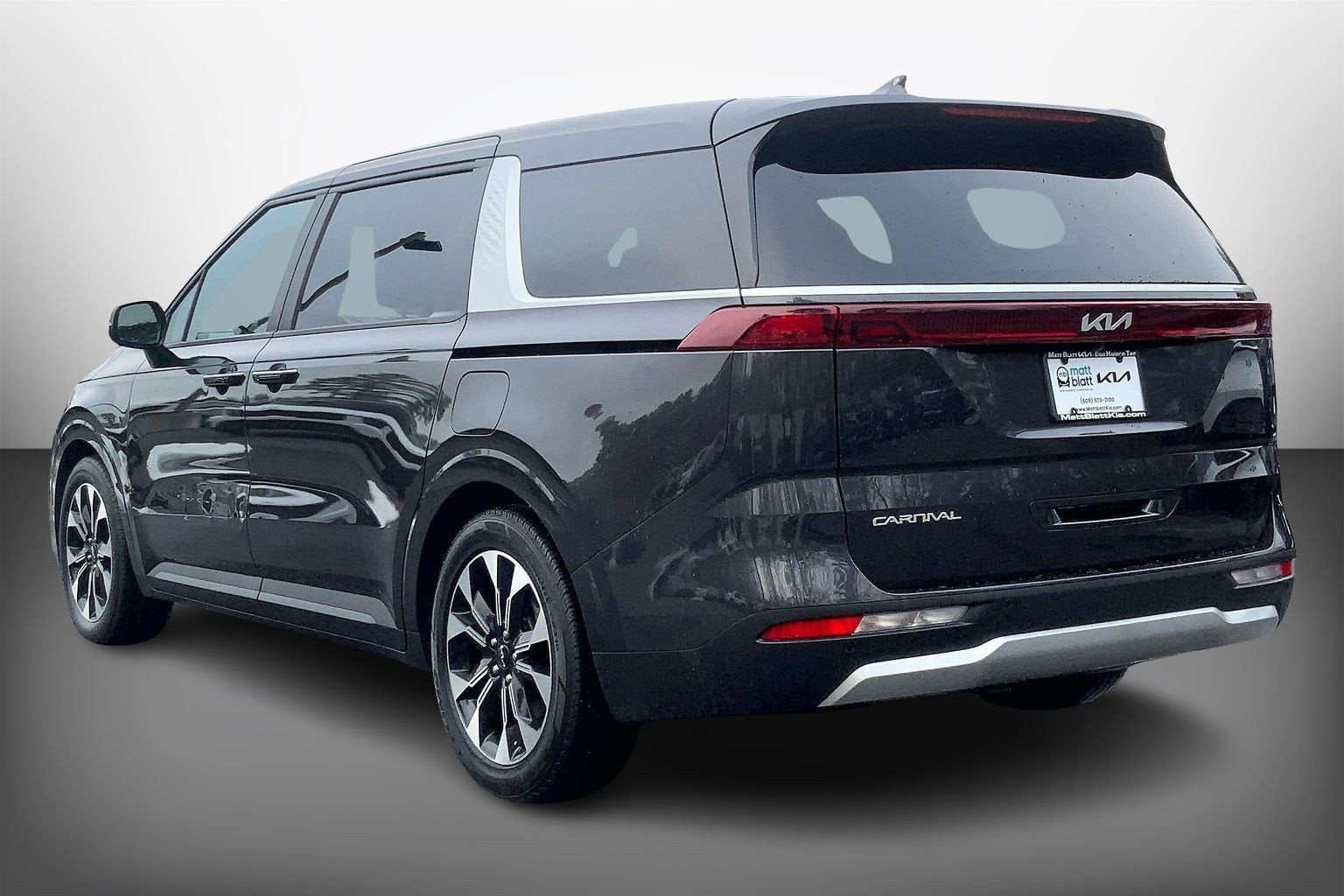 2023 Kia Carnival EX