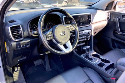 2022 Kia Sportage EX