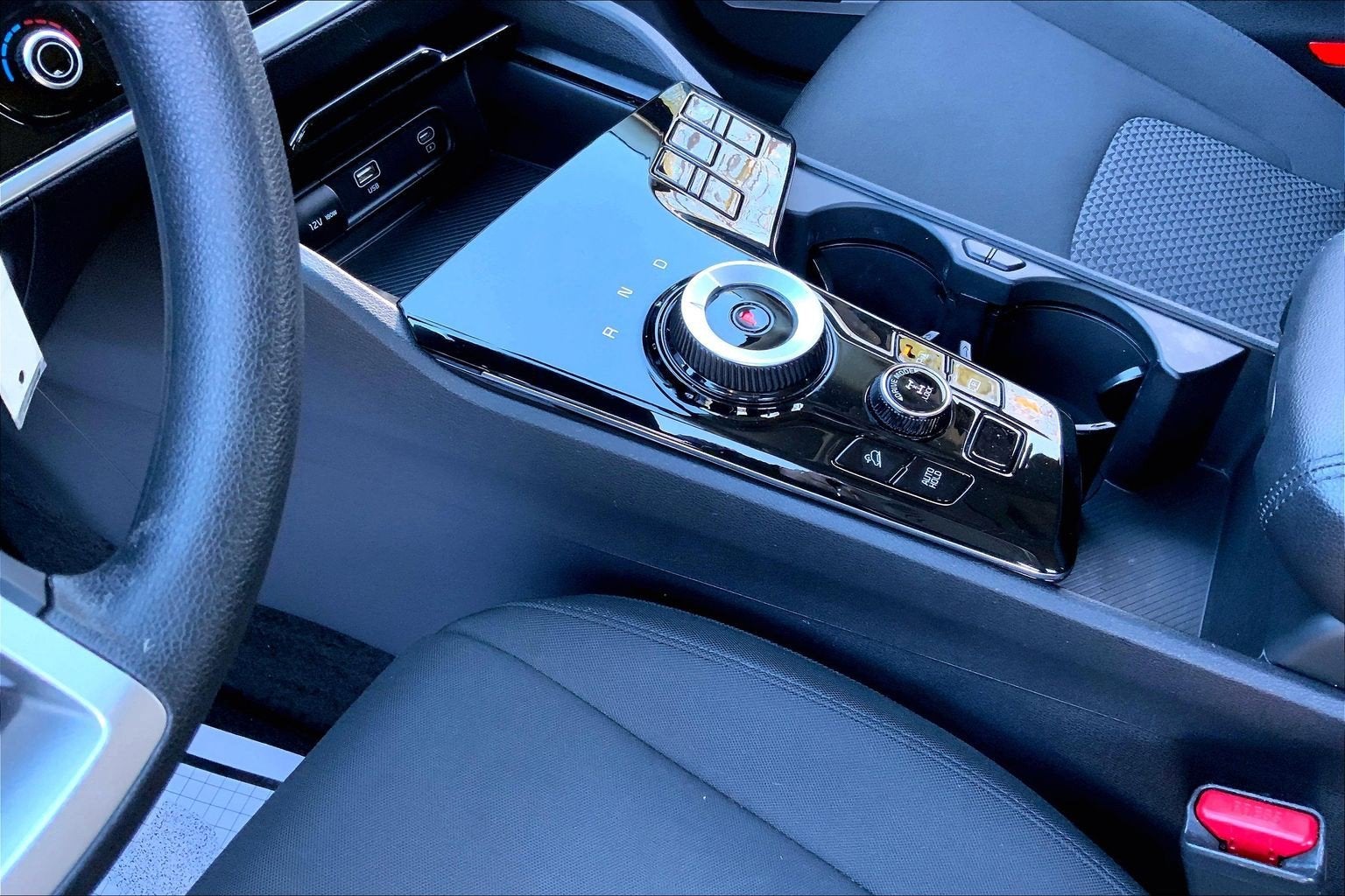 2023 Kia Sportage Hybrid LX