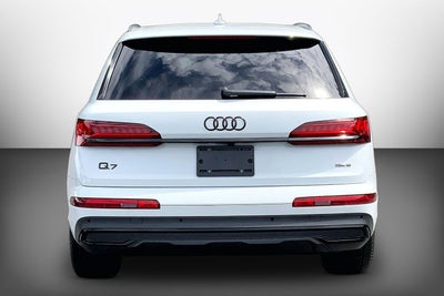 2022 Audi Q7 Premium Plus