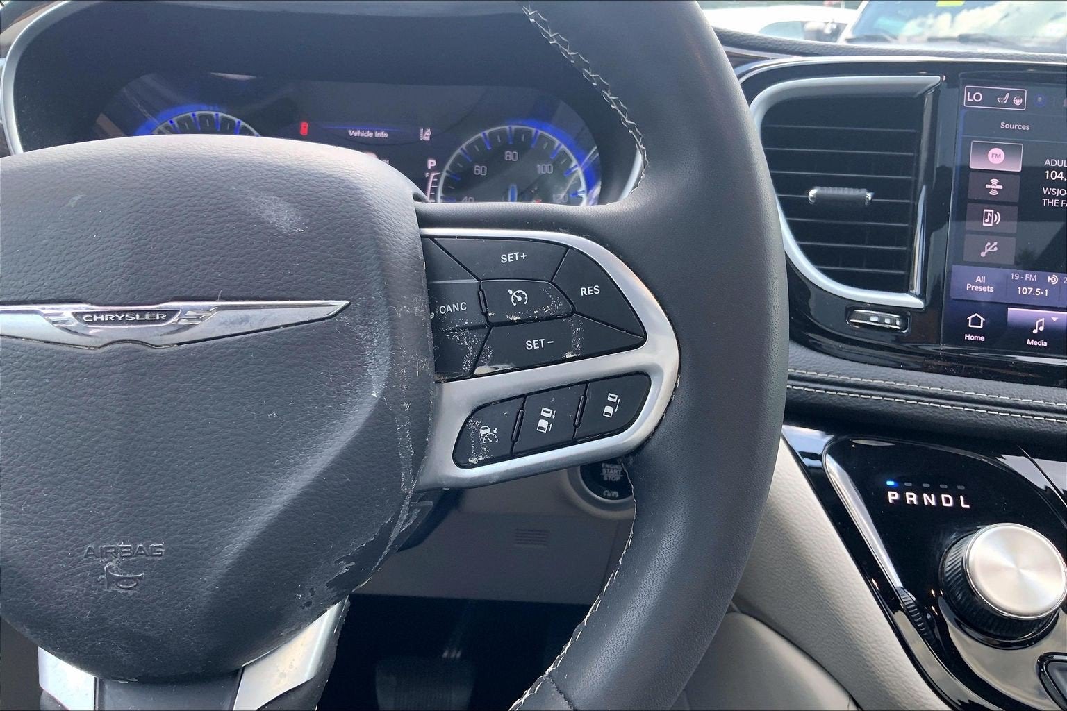2023 Chrysler Pacifica Limited