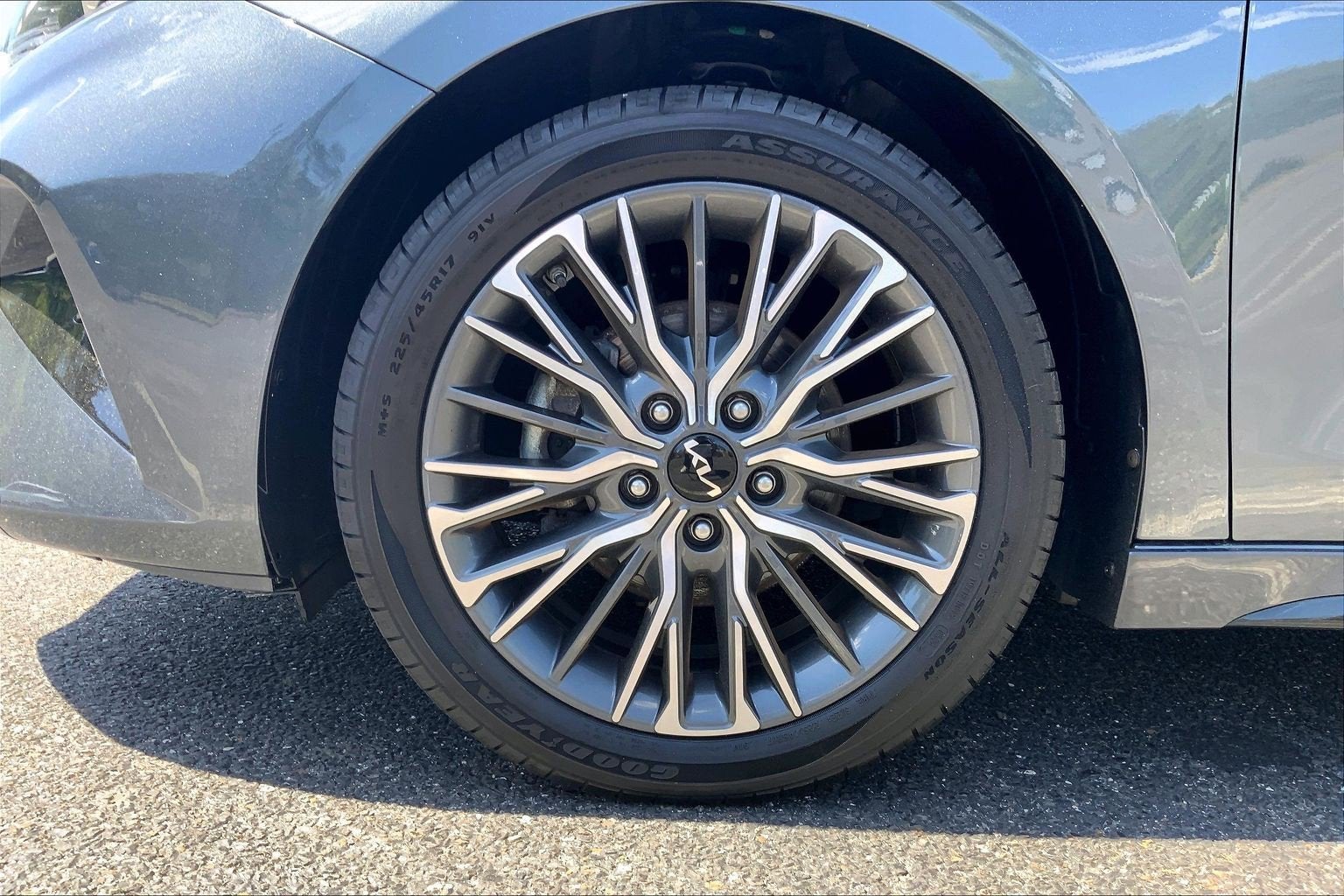 2023 Kia Forte GT-Line