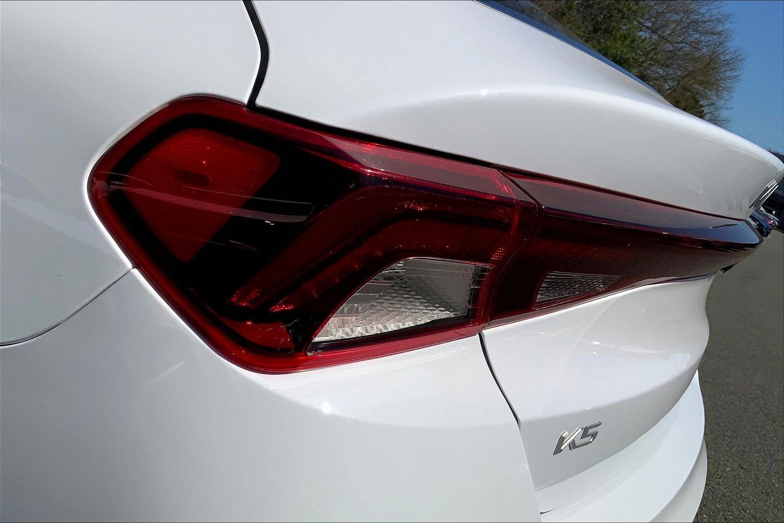 2023 Kia K5 EX
