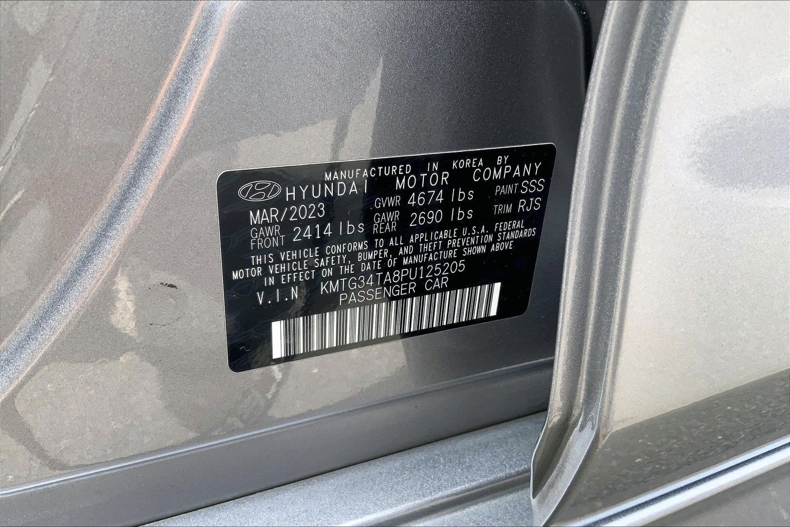 2023 Genesis G70 2.0T