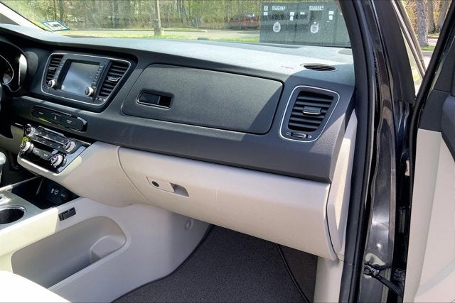 2019 Kia Sedona LX